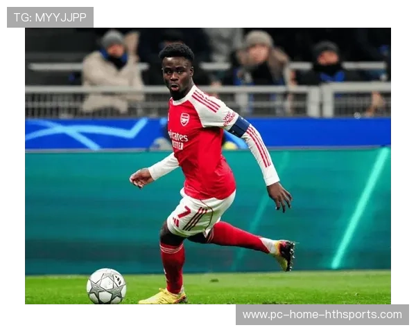 萨卡低平球传中生成致命一击